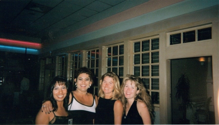 Kimberly Halloran's album, Class of 88 10 Year Reunion (1998 pictures)