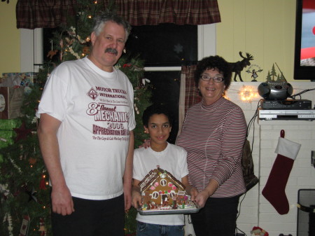 Tom, Maliko and Momma Le' xmas07