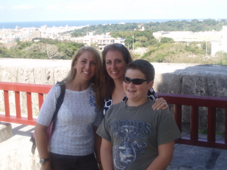 Kelly, Heather & Blake in Okinawa, JP