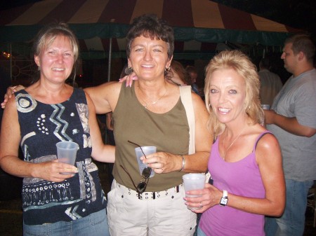 Dolores, Patty and Maree