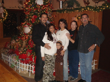Family enjoying Sedona, AZ