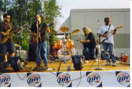 Outdoor gig at Legends Harley Davidson