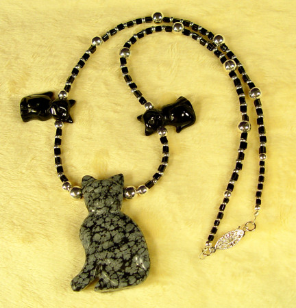 Stone cat necklace