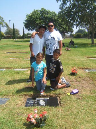 Visiting their Tio Markie