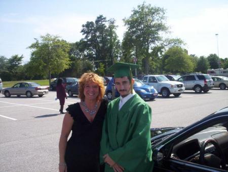 kim and chris at graduation