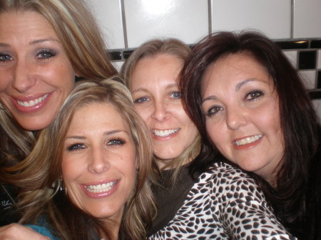 Tracy Jen Donna and Marlene