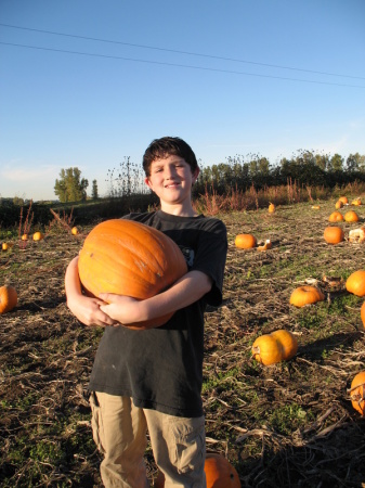 christian got a nice pumpkin