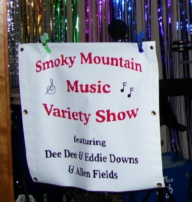 Show sign