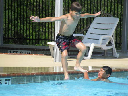 T having fun at the pool