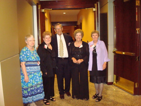 Anne, Cathy & Dan J, Marge D, Martha B