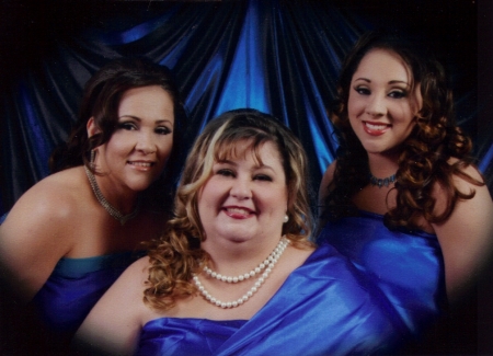 Me, my friend Heather (LMHS) and my daughter