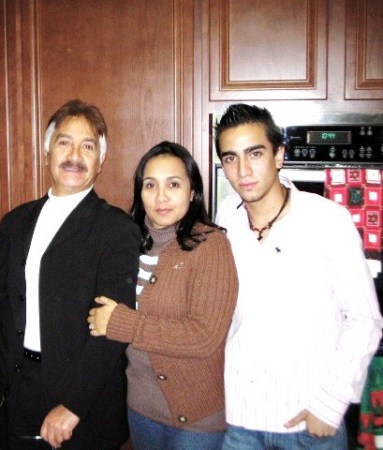 MY DAD,MY SON AND I .DEC 2007