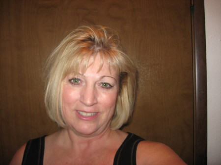 Vicki Currie's Classmates® Profile Photo