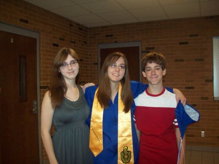 Brooke, Rachael & Marky, Rachael's graduation SSHS 2010