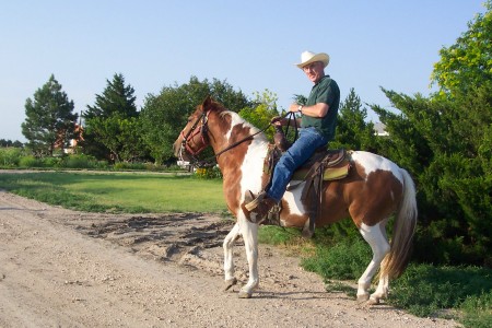 Lindon on horse2