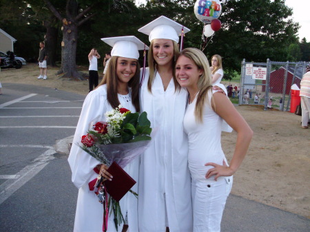 Jesslyn & her 2 best friends Katie & Marcy