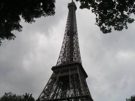 Le Tour D'Eiffel