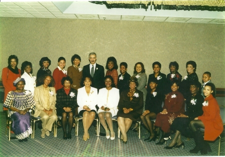 Dorothy Height w/ Honorees & Bd Memb 1998, DC