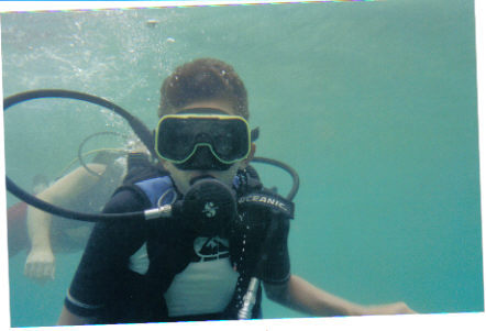 Justin Scuba in Paradise  /08