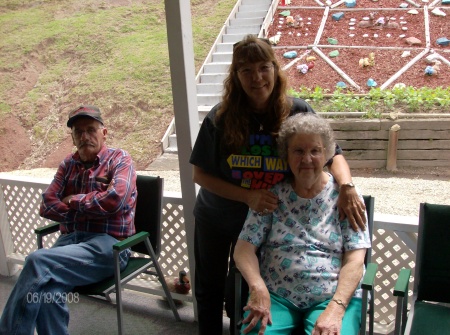 Donna & Great Aunt Millie Bishop