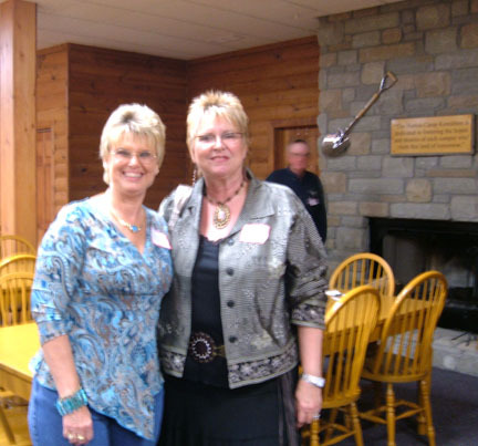 2005 classreunionlynne & shirley.jpg.