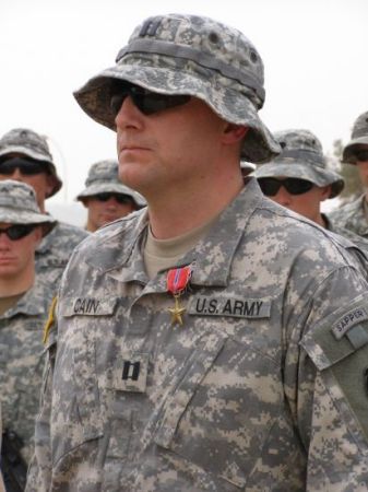 Robby receiving his Bronze Star in Iraq