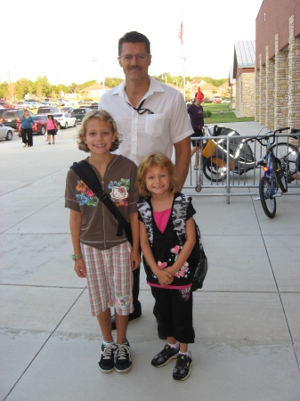 Daddy & the Girls on the 1st day