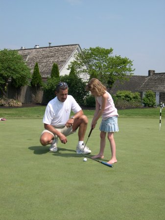 Kelsey at 7, she putts better than her Dad!