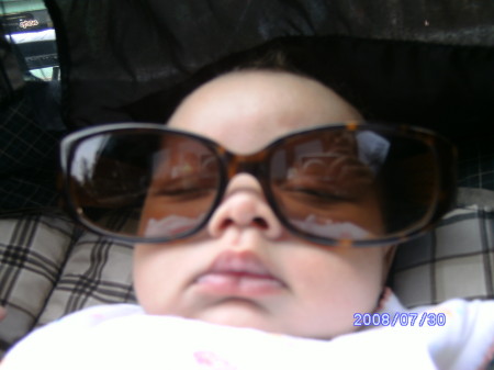 baby Sophia - in her Hollywood glasses