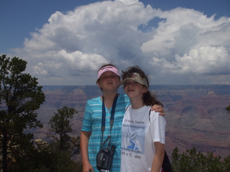 Danielle and Shannon at the Grand Canyon