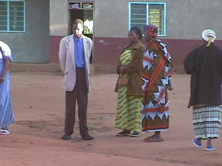 some of Gale's Tanzanian students