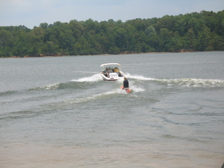 Boating / Skiing / Wake Boarding