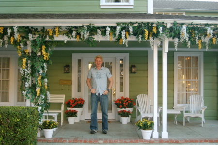 Me on Wisteria Lane!