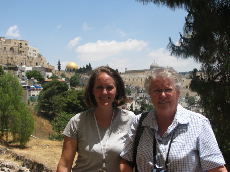 Kris & Mom in Israel