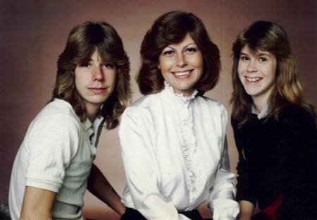 travis, mom & sheila - 1986