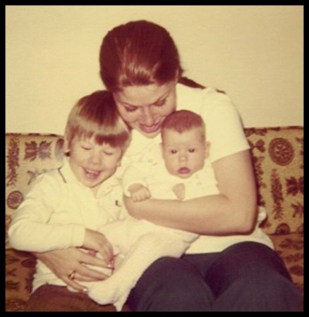 travis, mom, & sheila - february 1973