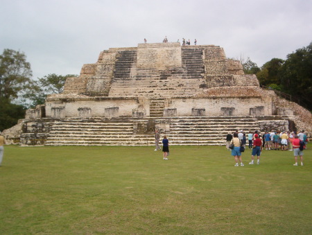 Aztek Temple in Belize