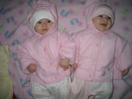twins at 10 months, 2005
