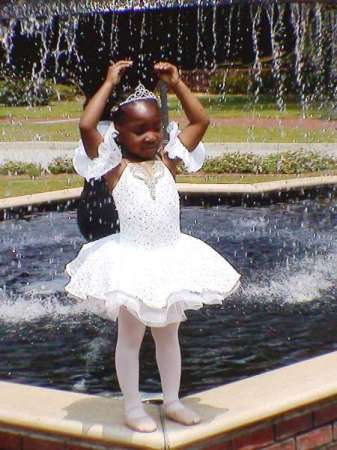 fountain ballerina