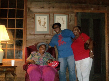 Rubye Haskins' album, Class event at Boone's Cabin Aug 2010