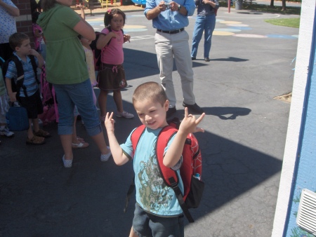 first day of school...oh no here comes trouble