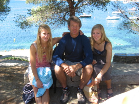 keith and twin daughters in Cadaques, Spain