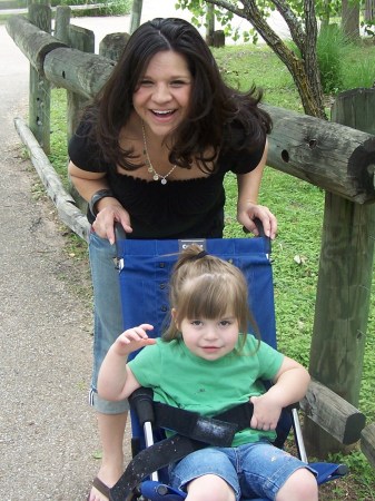 me and addison at the zoo