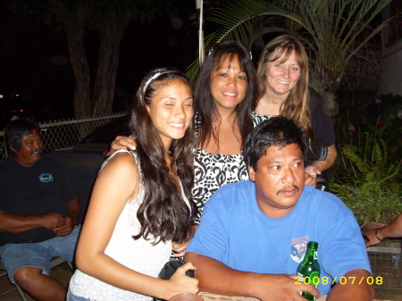 Braddah Jeff, Chantay, me, & Tami