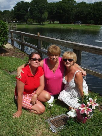 Vicki, Donna and Jackie