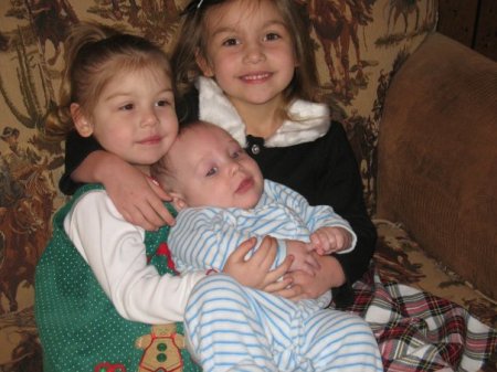 Alivia, Gracie, William (grandkids)