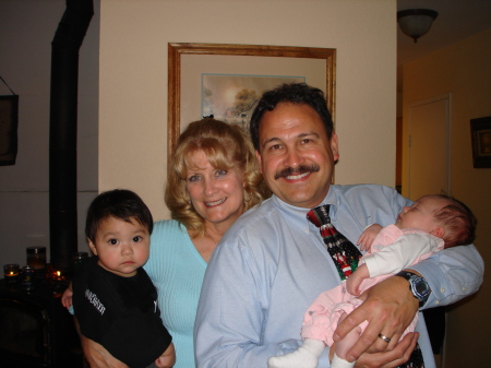 Nathan & Ellen with grandchildren