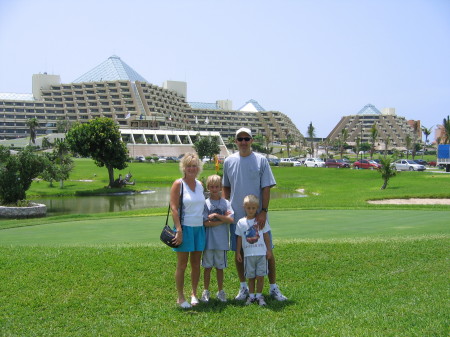 Family Vacation to Cancun