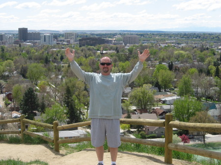 Randy hicking up above Boise