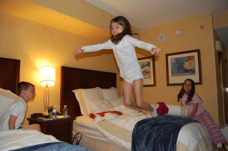 Juming on bed - San Diego 2008